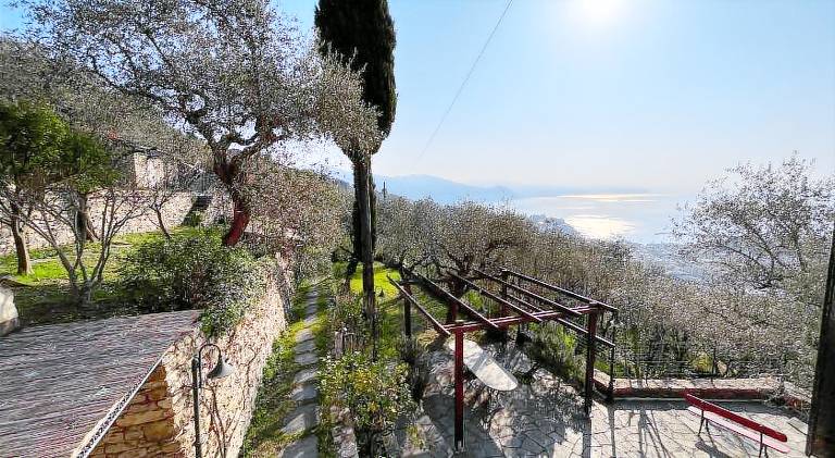 Villa Panorama with beautiful private garden in Camogli