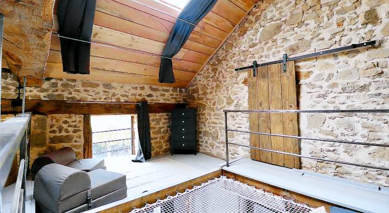Rental apartment with hot tub — photo 3