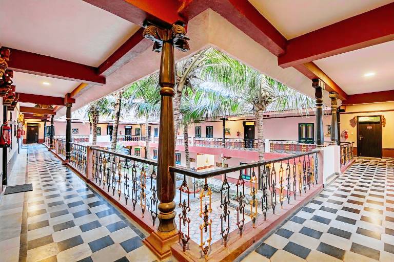 Sterling Palavelli Godavari