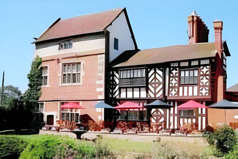 Albright Hussey Manor in Shrewsbury