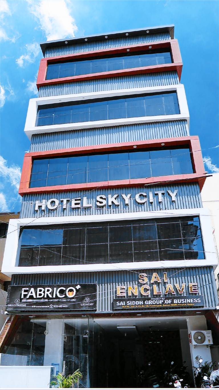 Hotel Sky City
