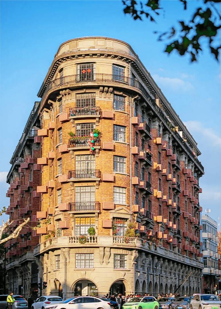 Holiday apartment with jacuzzi, pool & yard | Near Yu Garden | Water view — photo 4