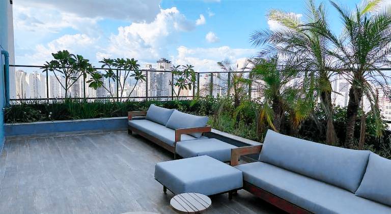 Rental apartment with pool & hot tub — photo 5