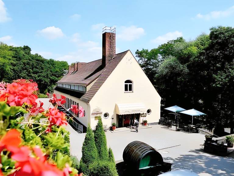 Land- und Golfhotel Alte Fliegerschule in Eisenach