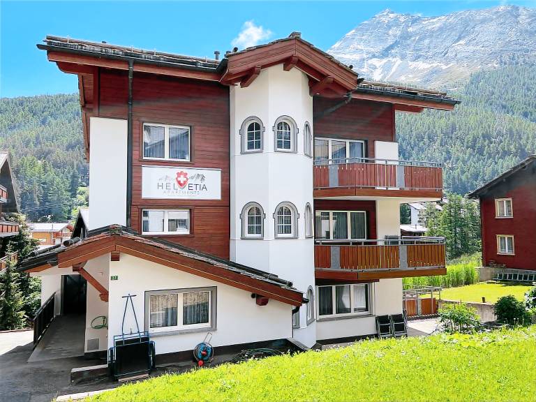 Ferienwohnung mit Hund in Saas-Fee f&uuml;r max. 5 Personen