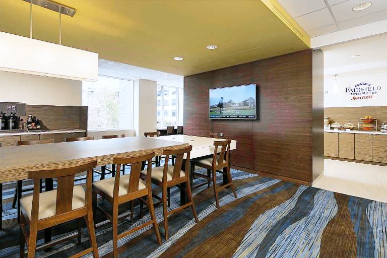 Fairfield by Marriott Inn & Suites Calgary Downtown — photo 5