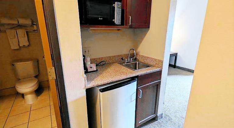 Wingate by Wyndham Ashland — photo 3