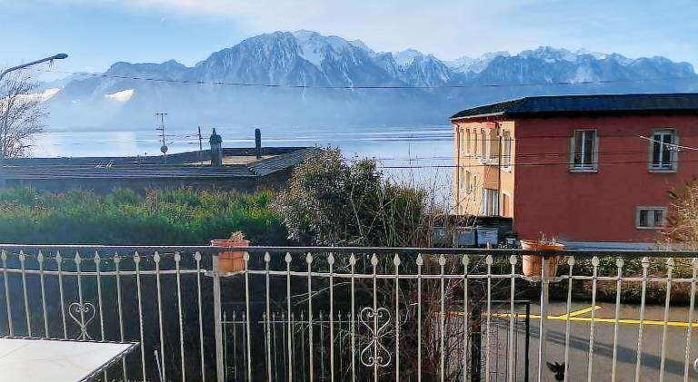 Rental apartment with 3 rooms for 10 persons in Vevey
