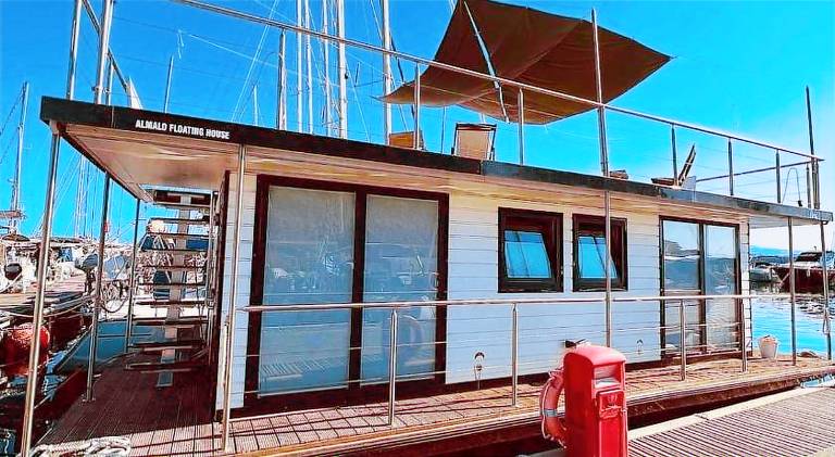 Boat with patio in Procida
