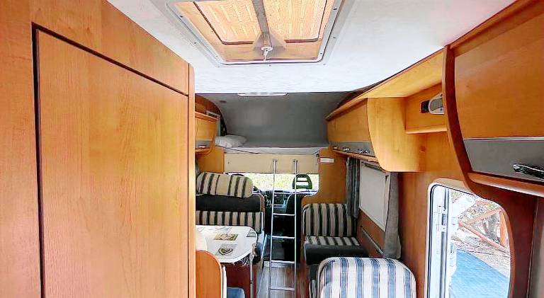 Vintage Camper Sorrento — photo 4