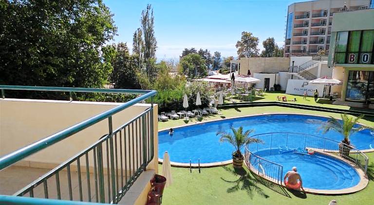 Lovely holiday apartment with pool | Beach nearby | Dogs allowed — photo 4
