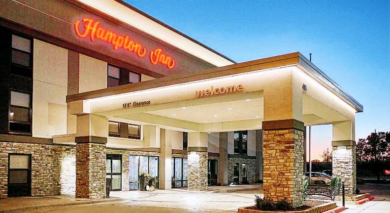 Hampton Inn Salina — photo 2