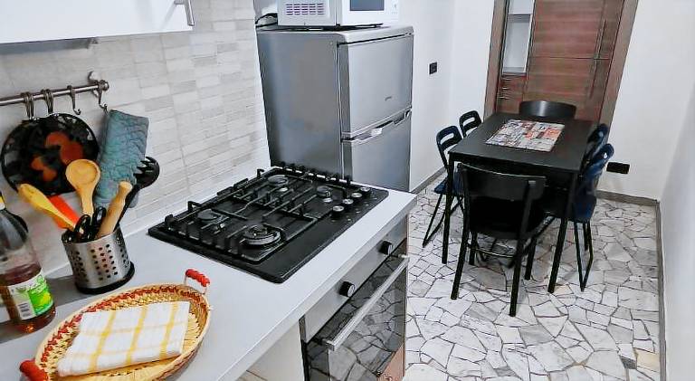 Apartment with 2 rooms for 4 persons — photo 5