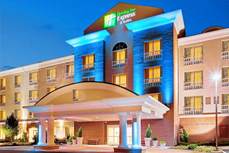 Holiday Inn Express Hotel & Suites Bethlehem By IHG in Bethlehem, PA
