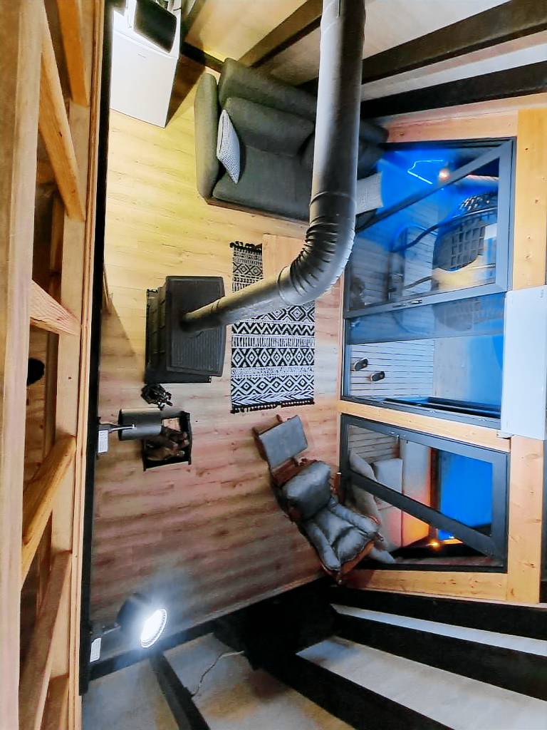 Bungalow with pool, garden & hot tub | Suitable for remote work | Dogs allowed — photo 2
