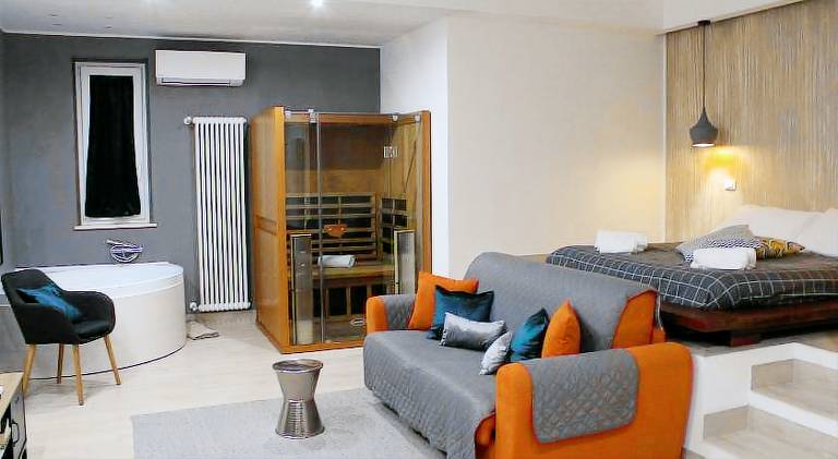Serviced apartment with garden, barbeque & terrace in Viterbo
