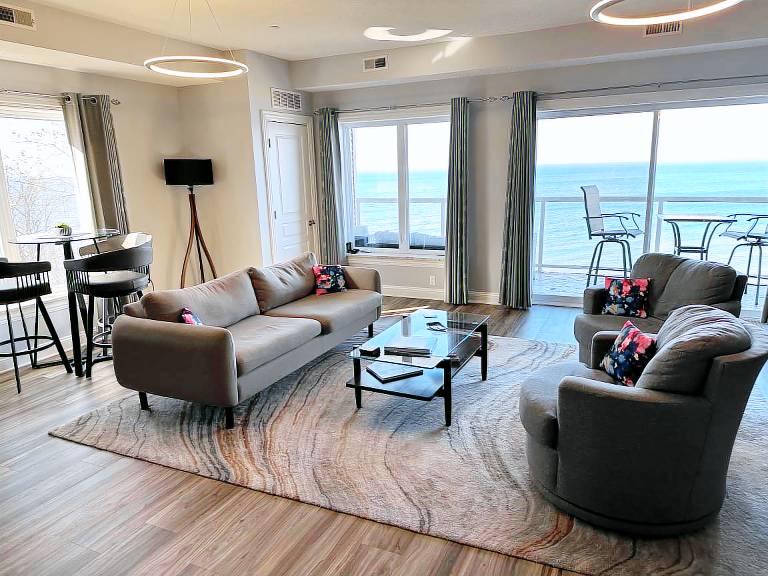 Condo  Geneva-on-the-Lake