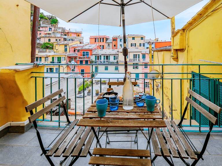 Holiday apartment with patio — photo 5