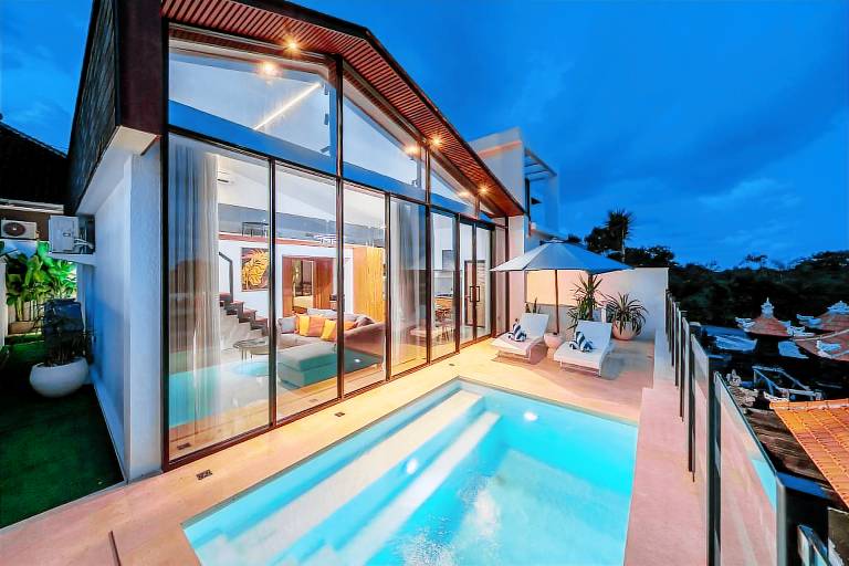 Villa with pool, garden & barbeque in Pecatu