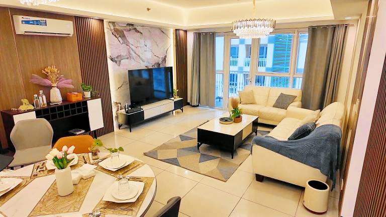 PS5 Venetian Family Luxe 4BR in Taguig