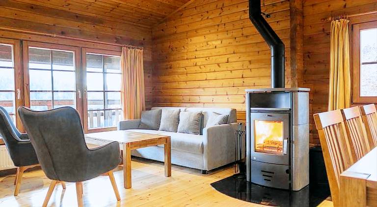 House with sauna, yard & terrace in Masserberg