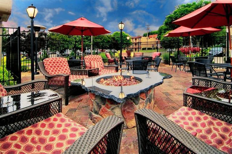 Centerstone Plaza Hotel Soldiers Field — photo 3
