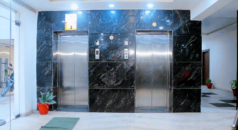 Hotel Panache near Shri Krishna Janmabhoomi Temple — photo 3