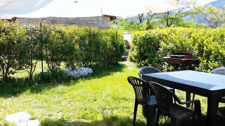 House with barbeque, yard & terrace | Garden view — photo 4