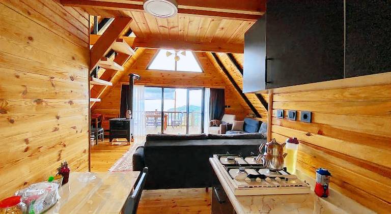House with yard, terrace & BBQ | Pet-friendly — photo 2