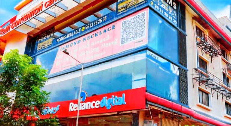Stayz Royale - Electronic City — photo 4