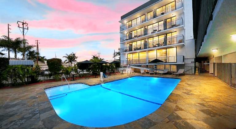 MC Pacific Inn & Suites Torrance