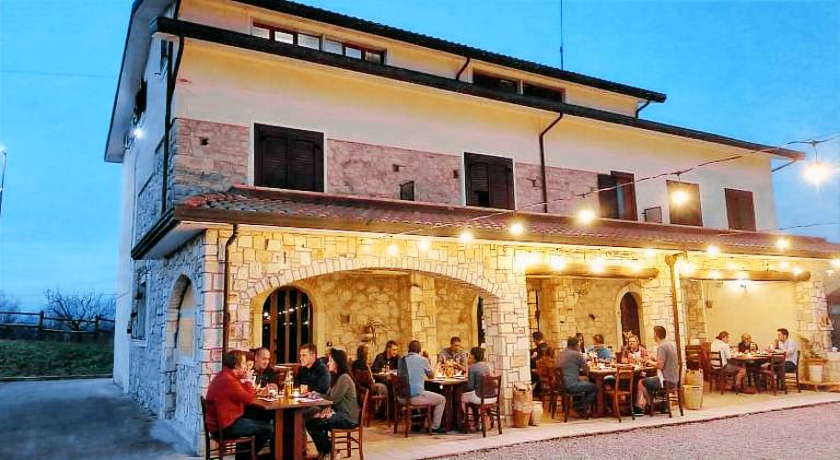 Nice farm with terrace & yard | Pet-friendly in Avellino