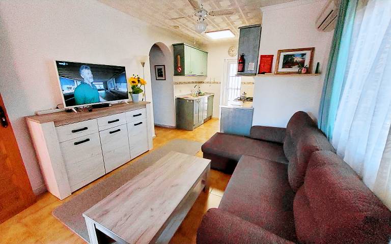 Villa with terrace, garden & BBQ | Garden view — photo 2