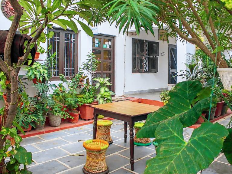 Iora Guesthouse