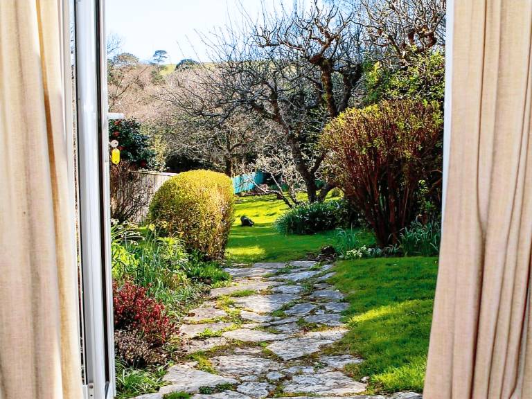 Cottage with garden & BBQ | Pets are welcome — photo 3