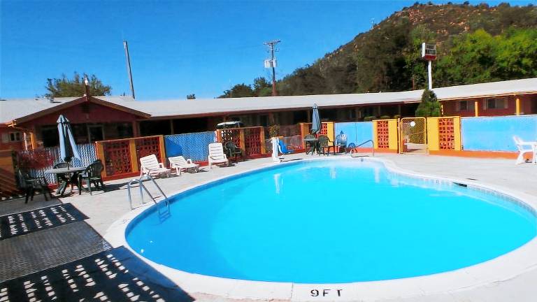 Relax Inn Yreka — photo 5