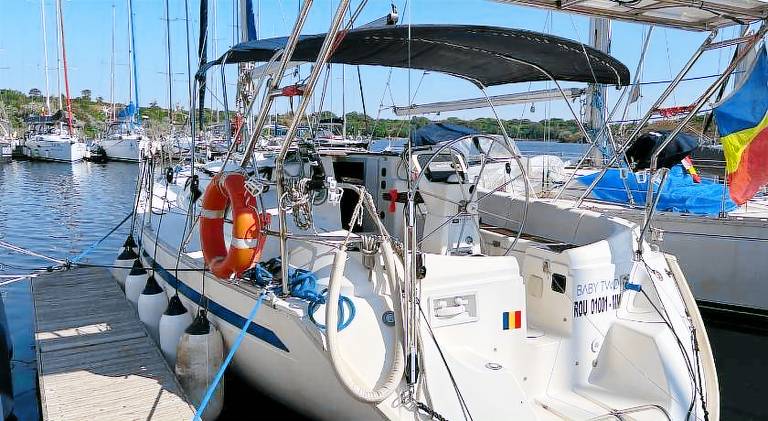 Boat with hot tub | Pets allowed in Constanta
