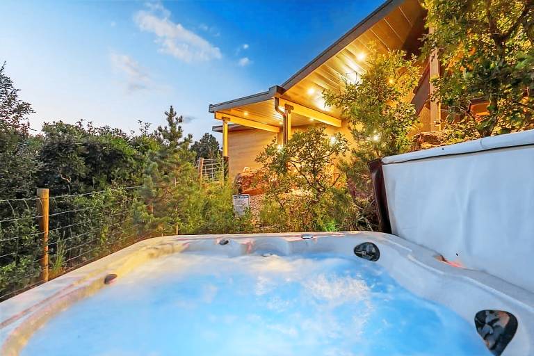 Stunning Views Modern Luxury Hot Tub Sauna