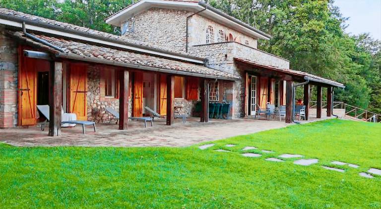 Fully equipped villa with private pool, terrace & garden | Good for workation | Pets allowed in Sovicille