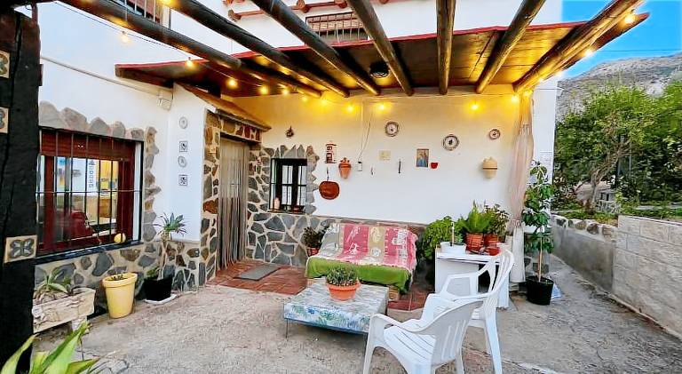 Vacation home with yard, barbeque & patio | Perfect for remote work in Antequera