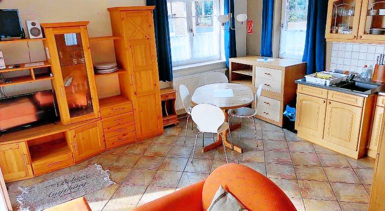 Apartment with 2 rooms for 4 persons — photo 2