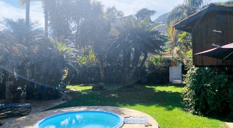 Vacation home with jacuzzi — photo 4