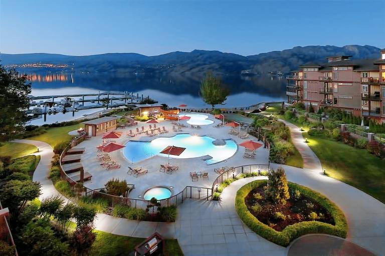 The Cove Lakeside Resort