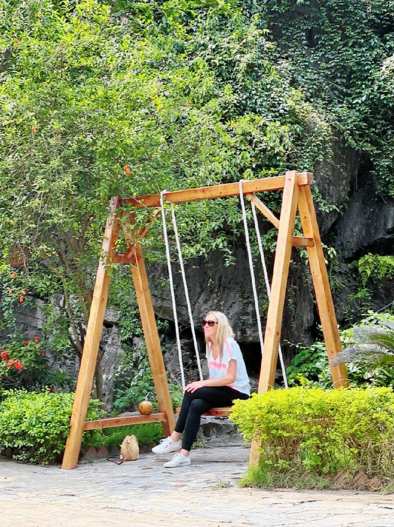 Serviced apartment with yard, hot tub & pool | Suitable for remote work in Hoa Lu