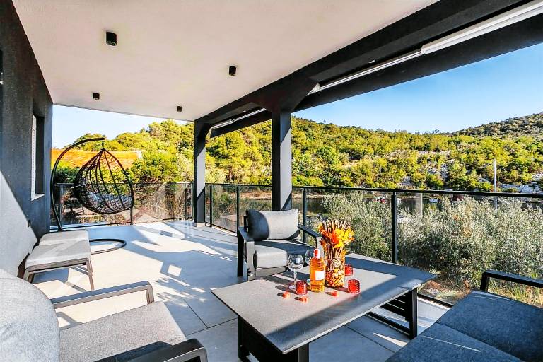 Beachfront Villa Marivi with Pool and Game Room — photo 5