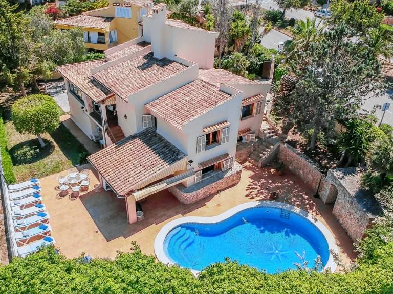 Villa  Santa Ponsa