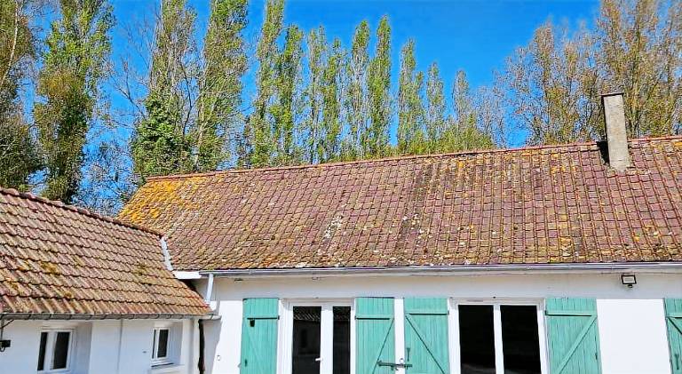 House with 1 room for 4 persons in Montreuil