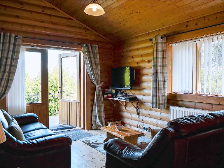 Family-friendly nice cottage with sauna, jacuzzi & barbecue | Dogs allowed — photo 3
