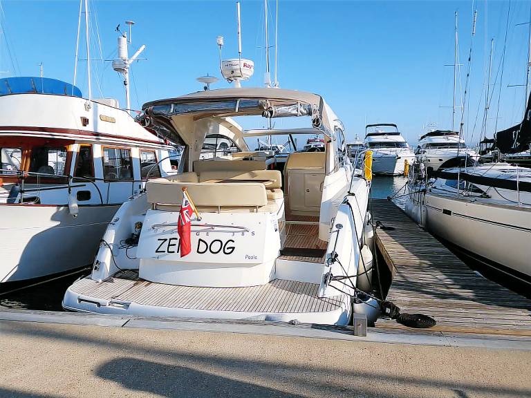Houseboat Lymington