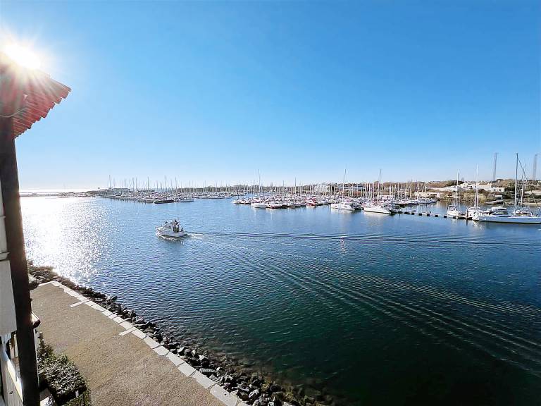 Studio with 1 room for 4 persons in Agde